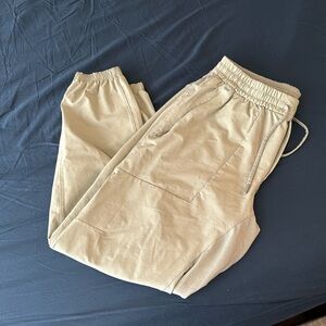 Lululemon Men’s Utility Joggers